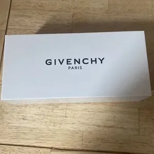 Givenchy | Accessories | Brand New Never Worn Red Givenchy  display picture 1